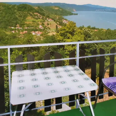 Jaredic - Private Accommodation, Privatni Smestaj *