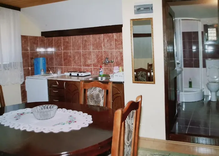 Jaredic - Private Accommodation, Privatni Smestaj *