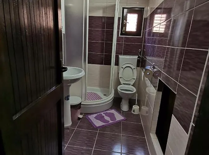 Διαμέρισμα Jaredic - Private Accommodation, Privatni Smestaj *