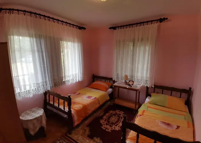 Διαμέρισμα Jaredic - Private Accommodation, Privatni Smestaj