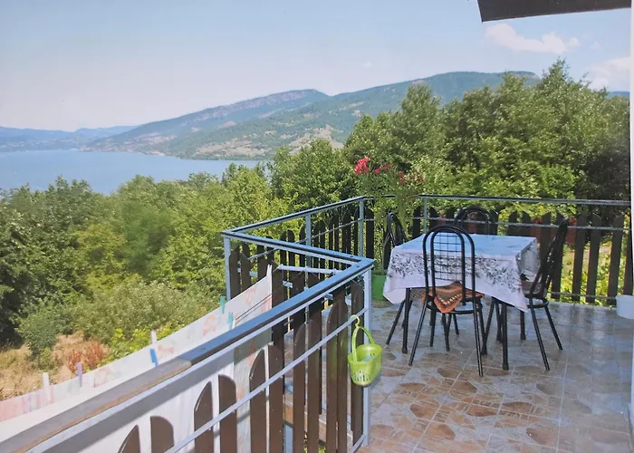 Διαμέρισμα Jaredic - Private Accommodation, Privatni Smestaj *