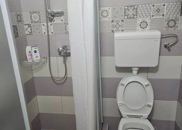 Διαμέρισμα Jaredic - Private Accommodation, Privatni Smestaj