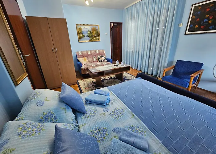 Jaredic - Private Accommodation, Privatni Smestaj Διαμέρισμα Donji Milanovac